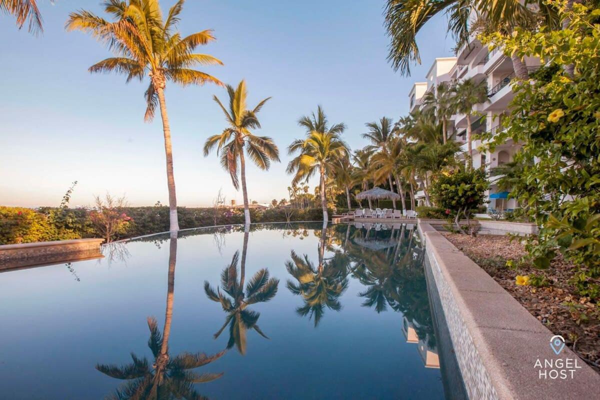Private Oceanview Balcony & Infinity Pool Onsite Villa La Paz Buitenkant foto
